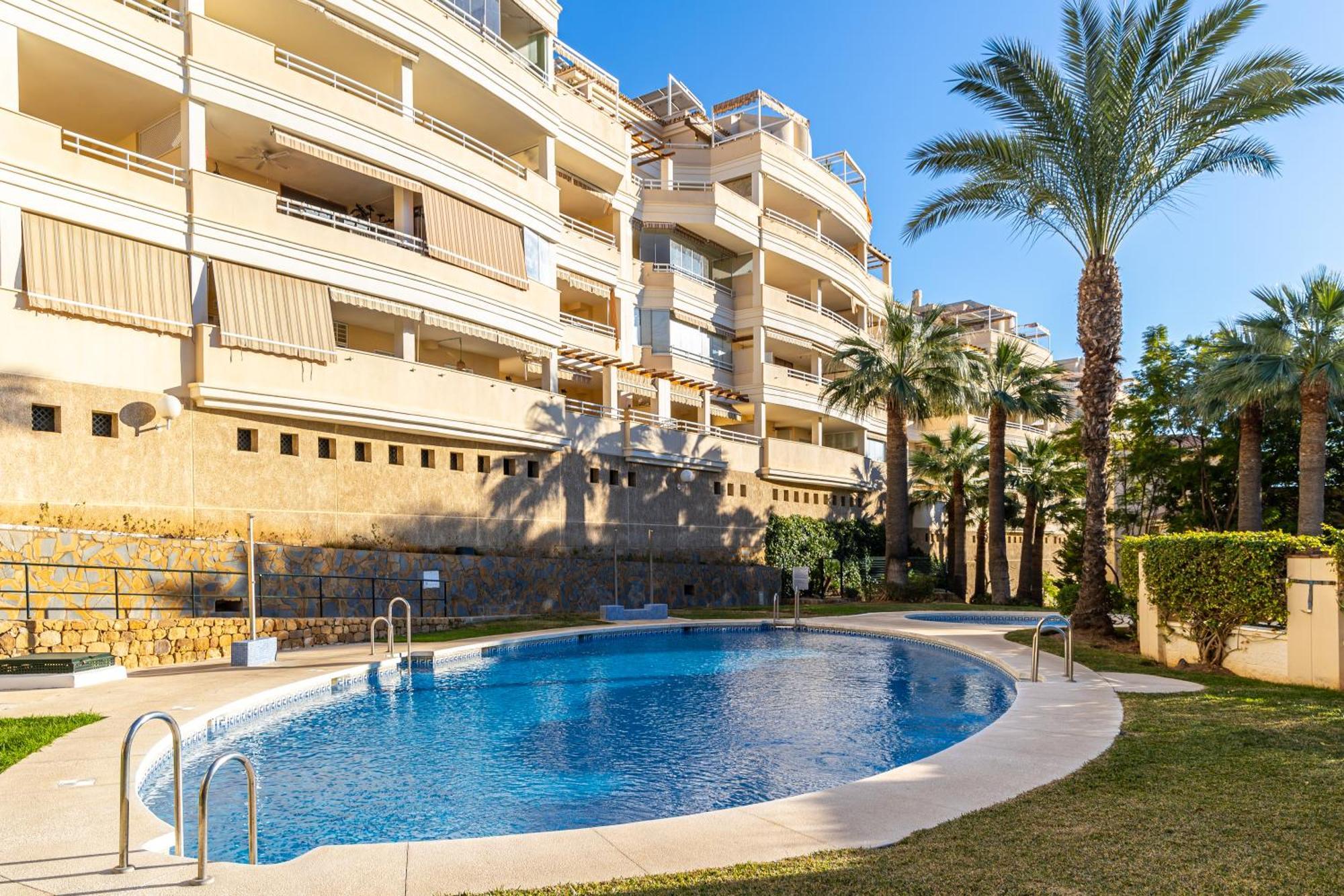 Holidays2Nueva Torrequebrada 2 Bedrooms And 2 Bathrooms, Terrace, Community Pool And Garage Бенальмадена Экстерьер фото