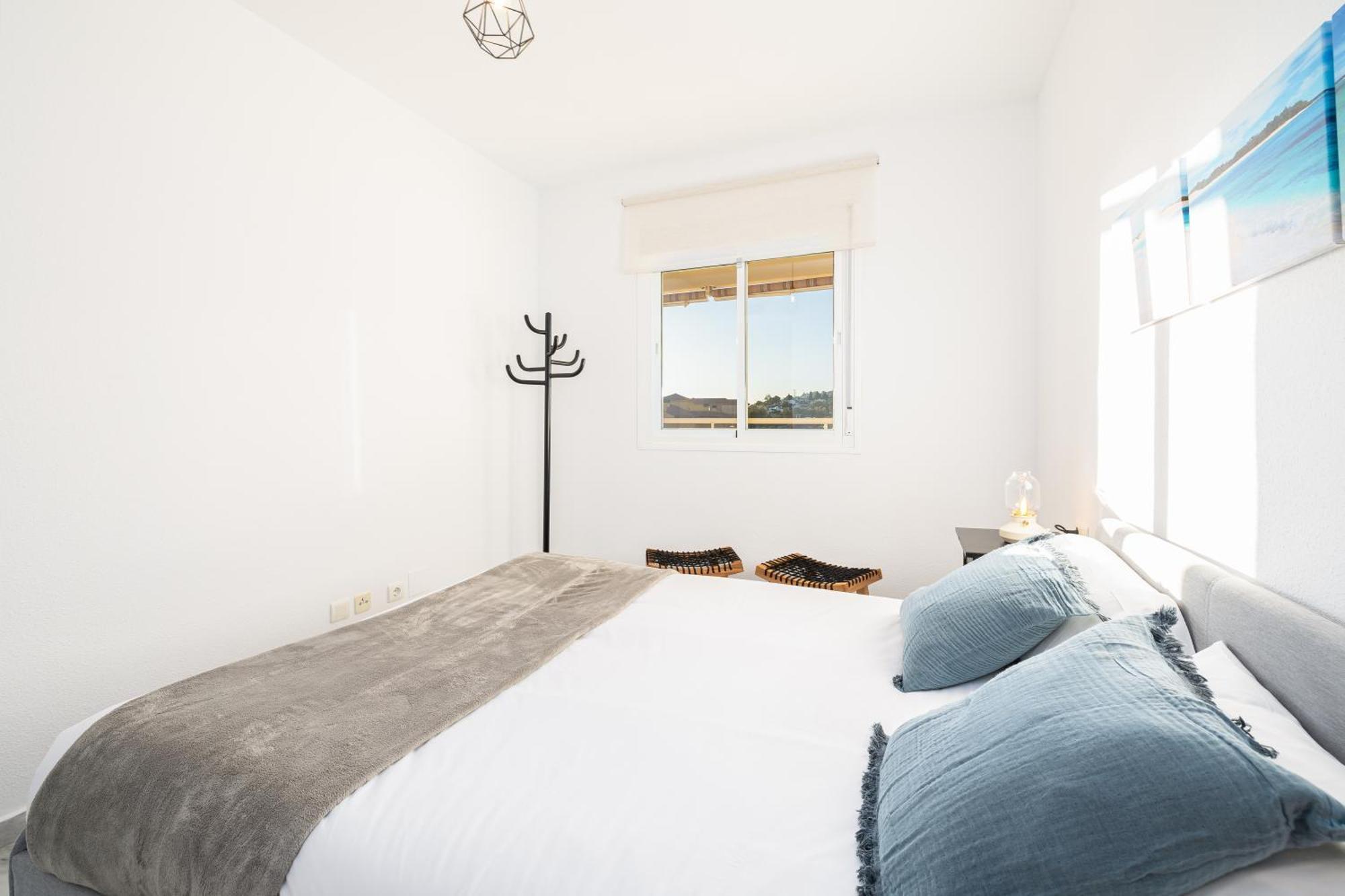 Holidays2Nueva Torrequebrada 2 Bedrooms And 2 Bathrooms, Terrace, Community Pool And Garage Бенальмадена Экстерьер фото