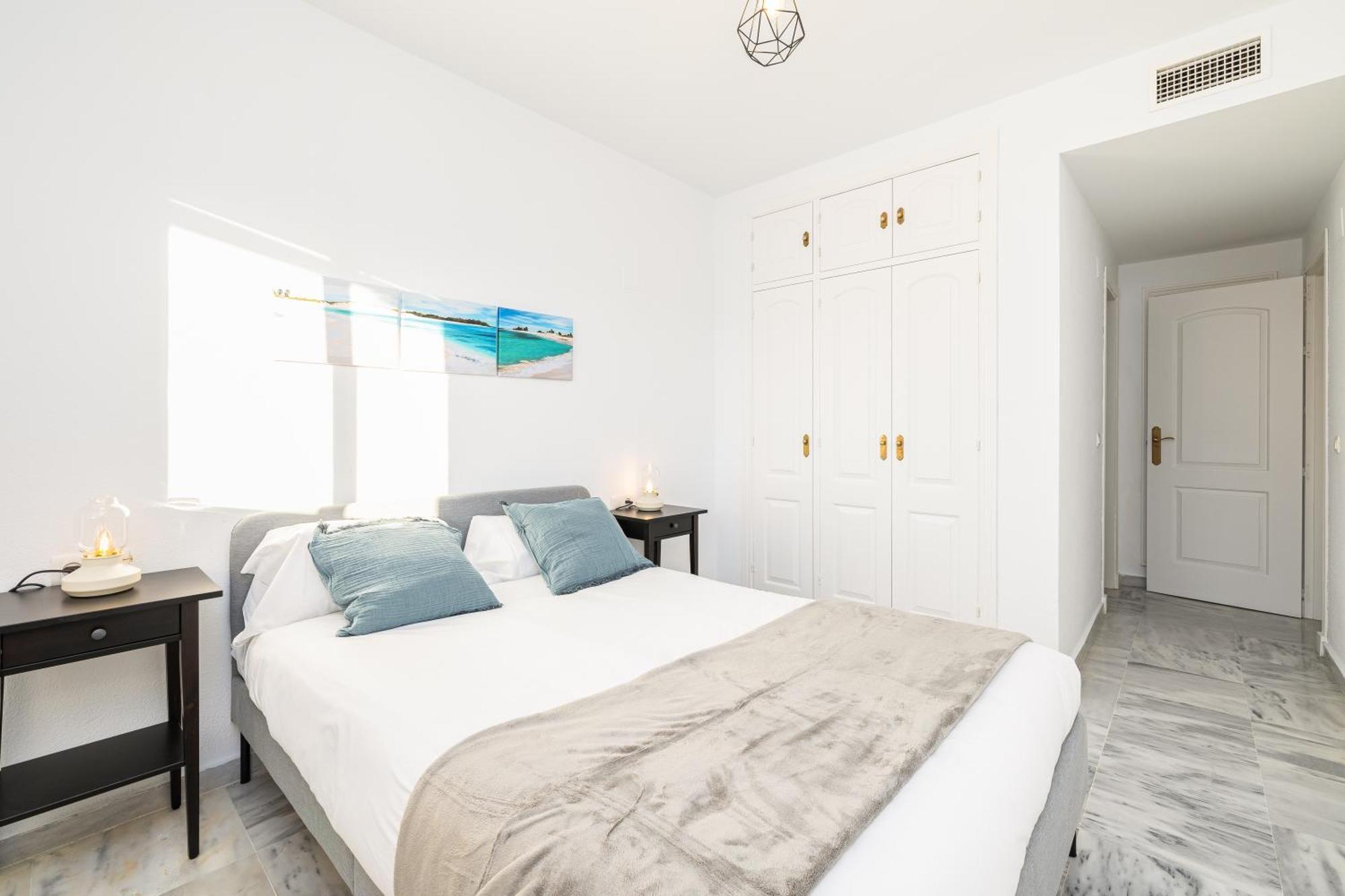 Holidays2Nueva Torrequebrada 2 Bedrooms And 2 Bathrooms, Terrace, Community Pool And Garage Бенальмадена Экстерьер фото